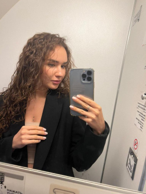 Лиза Завлекалова