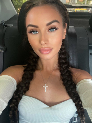 Энджи Пламенита