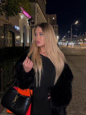 Нелли Манящева